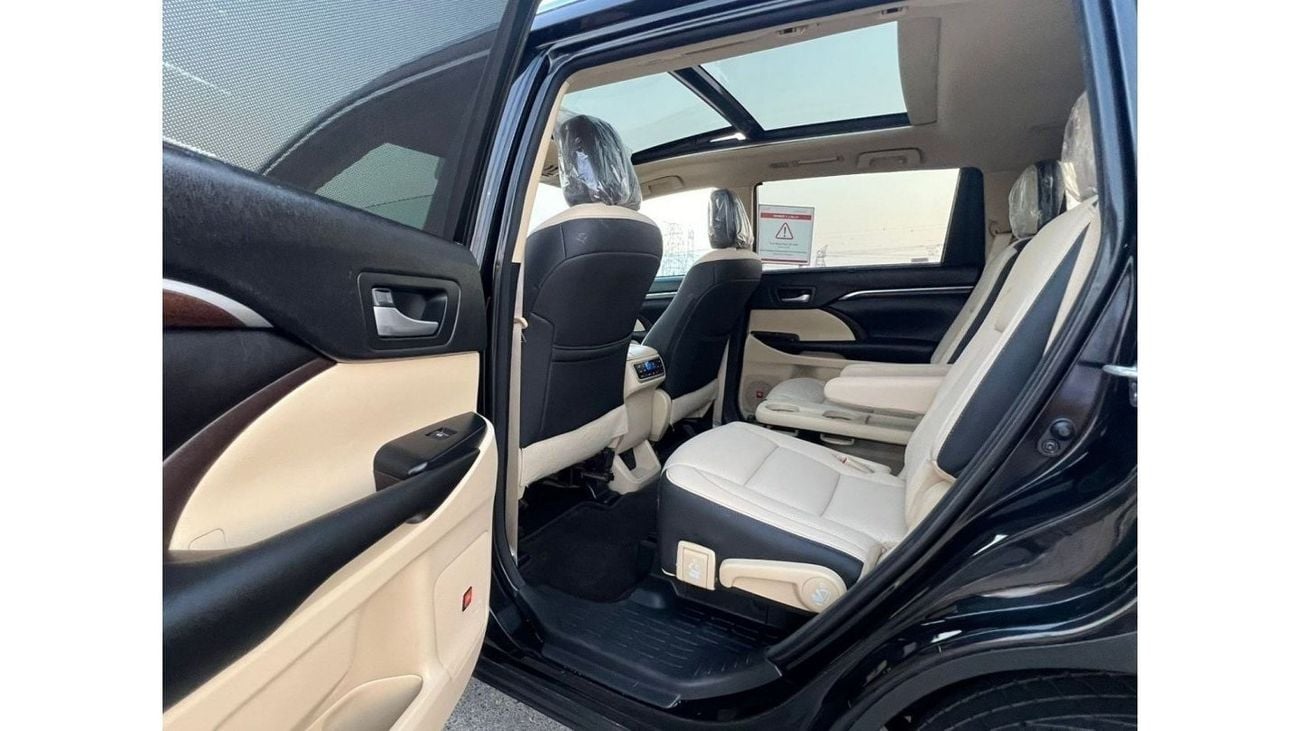 Toyota Highlander 2016 Toyota Highlander, Hybrid - 4X4 - Panoramic / Push Start - Heat and Cooling Seats- Limited Full