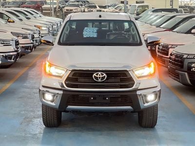 تويوتا هيلوكس تايوتا هايلوكس جي آر5  إس ار 2025٥