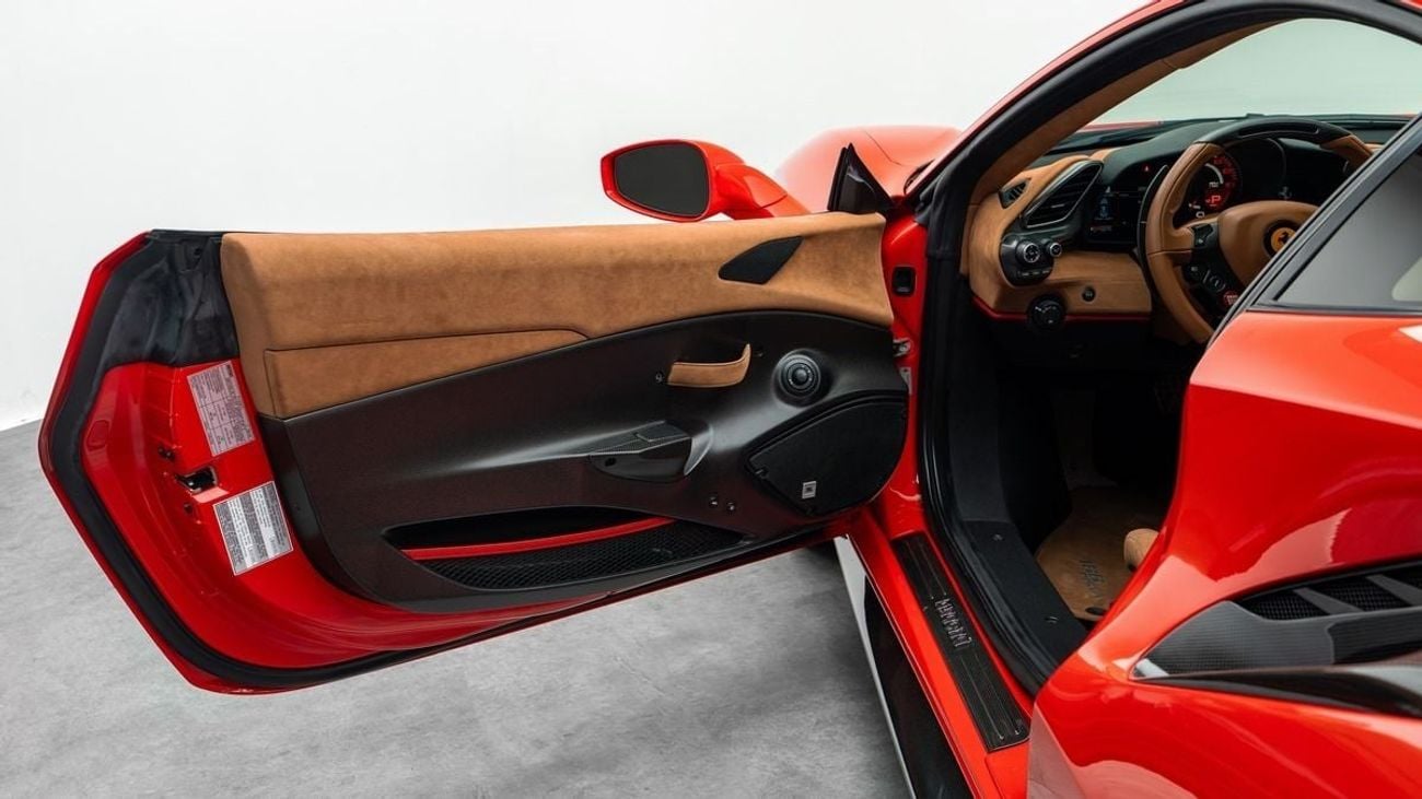 فيراري 488 بيستا - 2019 - GCC Specs - Under Warranty