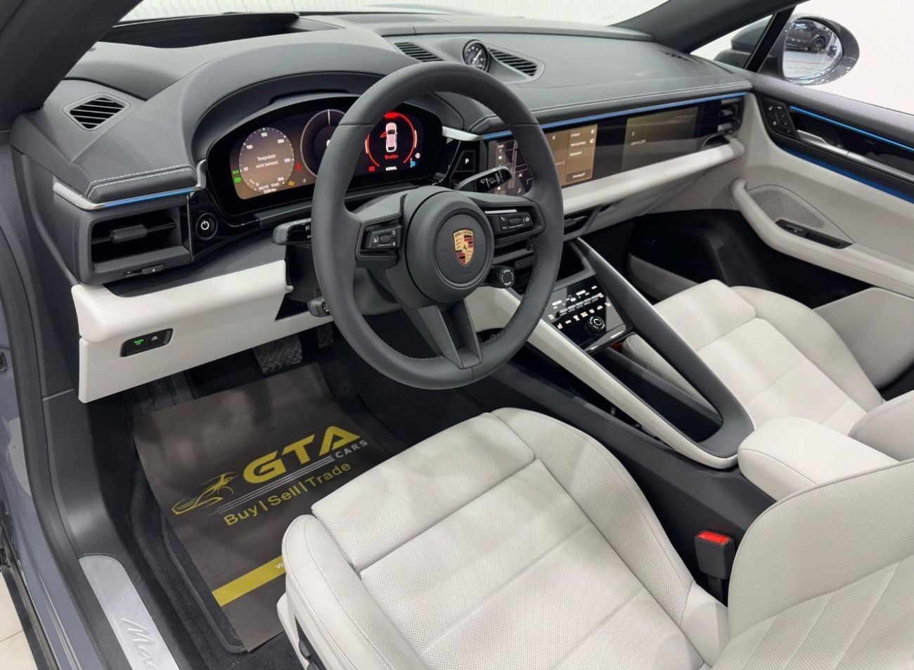 بورش ماكان Base Electric 2025 Porsche Macan EV, Feb 2027 Porsche Warranty, Sport Chrono Package, Full Options,