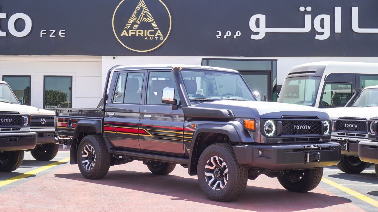 تويوتا لاند كروزر بيك آب LX 4.0L V6 Double Cabin Auto transmission