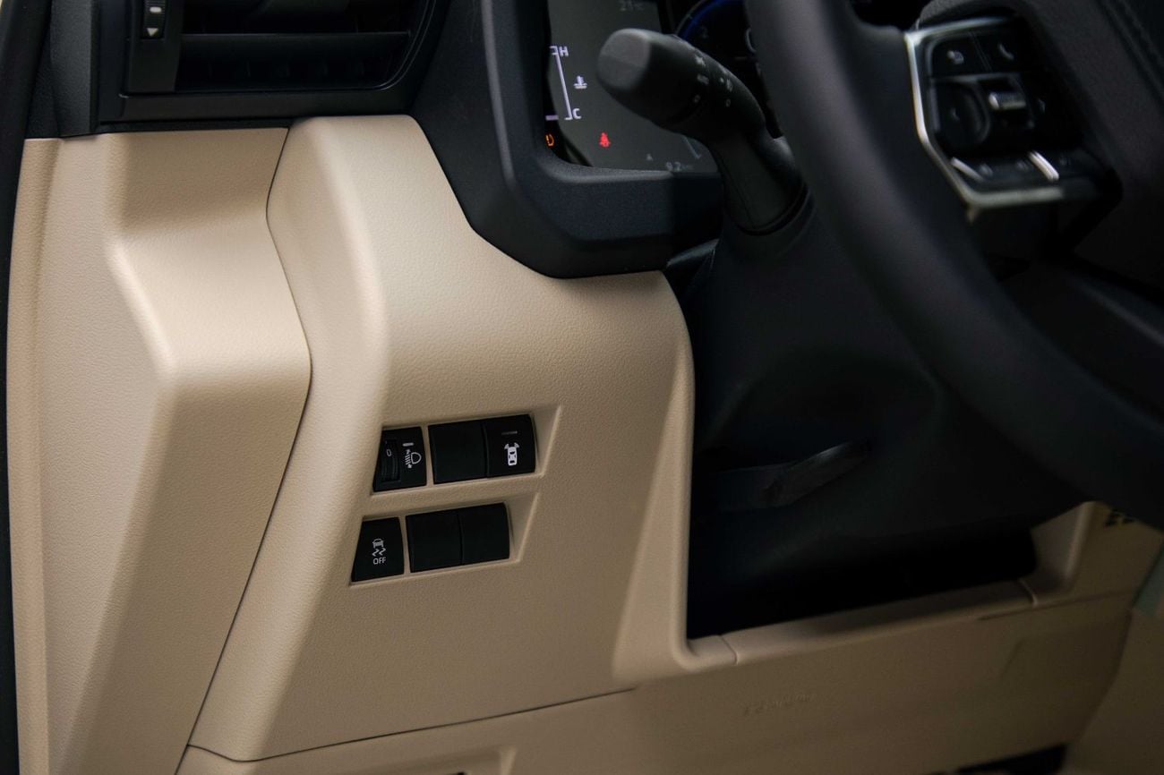 تويوتا لاند كروزر EXR 3.3L - Attitude Black MC Inside Beige | Export Only