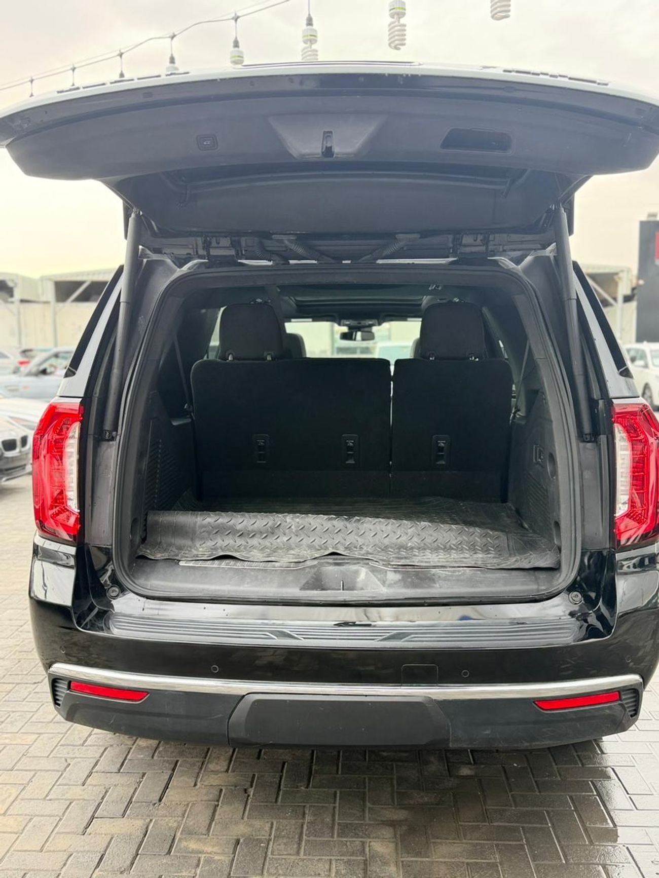 جي أم سي يوكون 5.3 V8 AT4 (AWD)