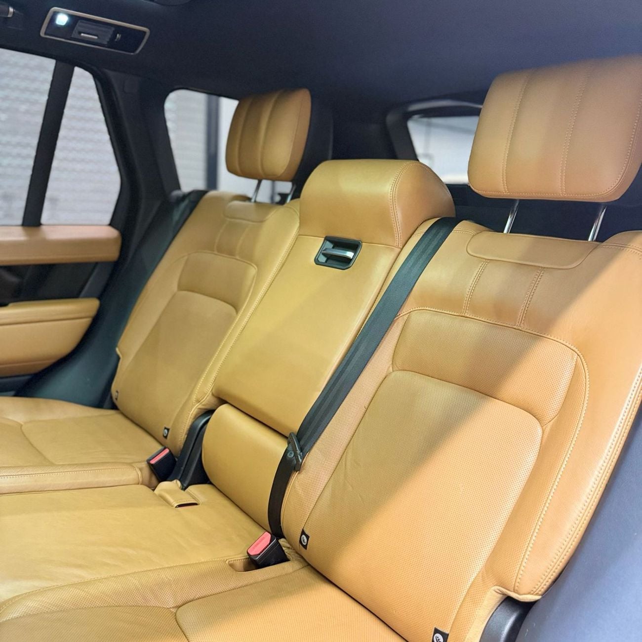 Land Rover Range Rover VOGUE SE VOGUE P400 SE | GCC | Full Option | V6 |