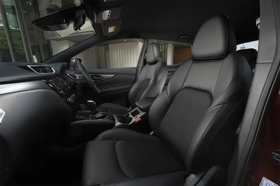 Nissan Qashqai interior - Seats