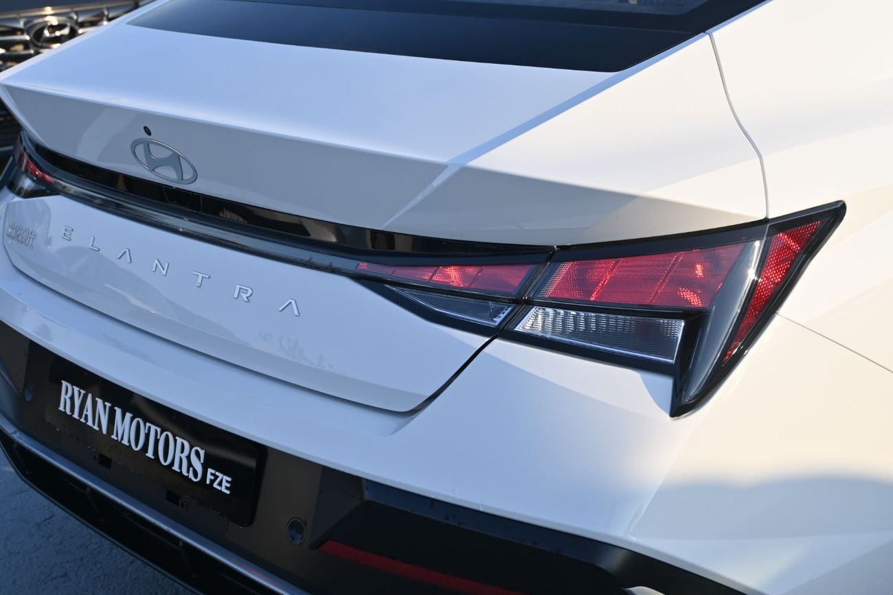 هيونداي إلانترا Hyundai Elantra 1.5L, Petrol, Model 2025 Color White