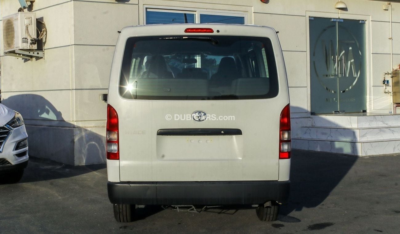 Toyota Hiace 2.7 L 15 SEATS LOW ROOF OLD FACE