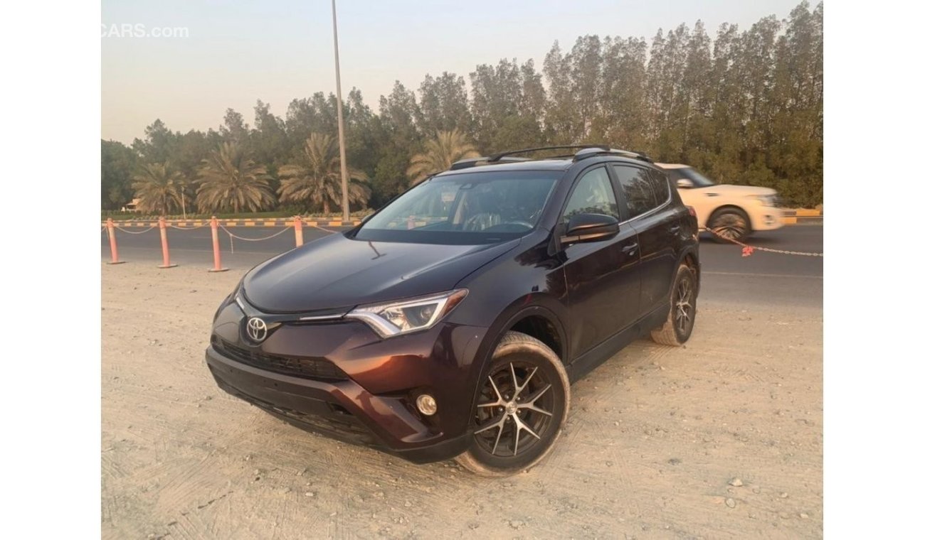 تويوتا راف ٤ 2017 4WD PUSH START, SUNROOF, ALLOY WHEELS FOR URGENT SALE