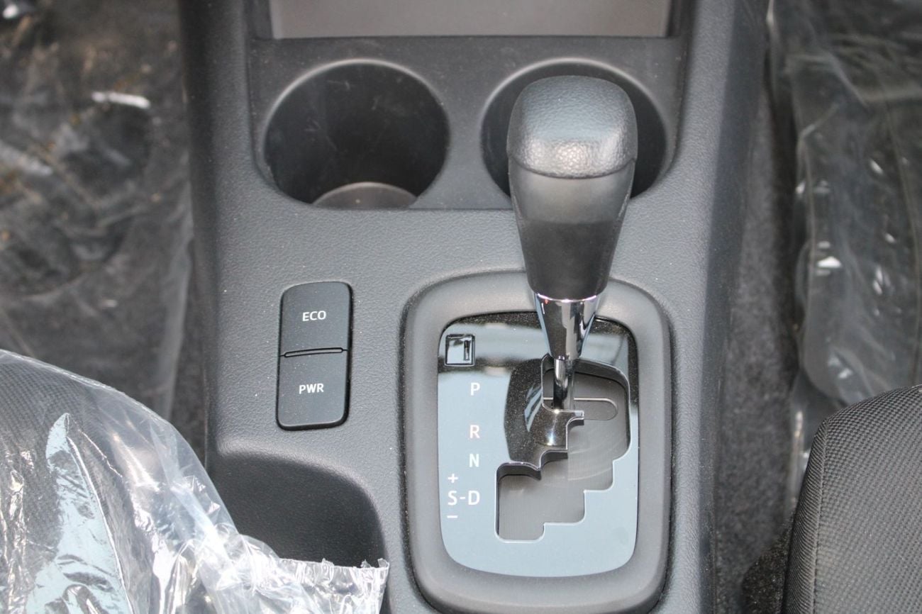 Toyota Hilux TOYOTA HILUX 2.7L PETROL DOUBLE CAB 4X4 COMFORT AUTO TOYOTA HILUX 2.7L PETROL DOUBLE CAB 4X4 AUTO