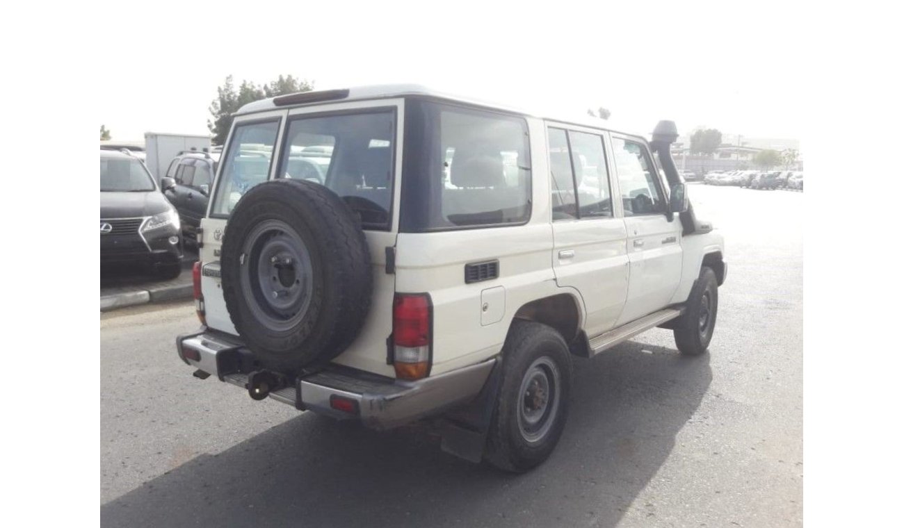 تويوتا لاند كروزر land cruiser LEFT HAND (Stock no PM 557 )