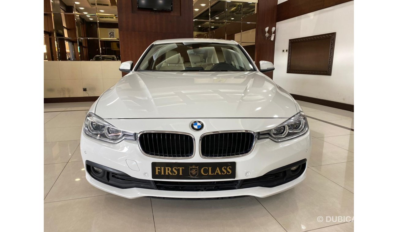 بي أم دبليو 320 i