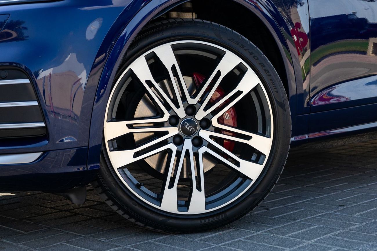 أودي SQ5 TFSI quattro 3.0L  Audi SQ5 TFSI Quattro 2020 GCC under Agency Warranty with Flexible Down-Payment.
