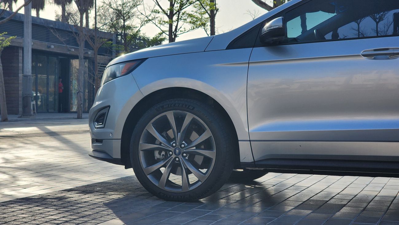 Ford Edge Sport 2.7L turbo/Service Contract