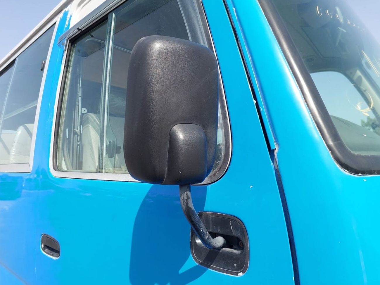 Toyota Coaster (RAMADAN OFFER) TOYOTA COASTER BUS RHD 2006 MODEL 4.0 L DIESEL MANUAL(PM02204)