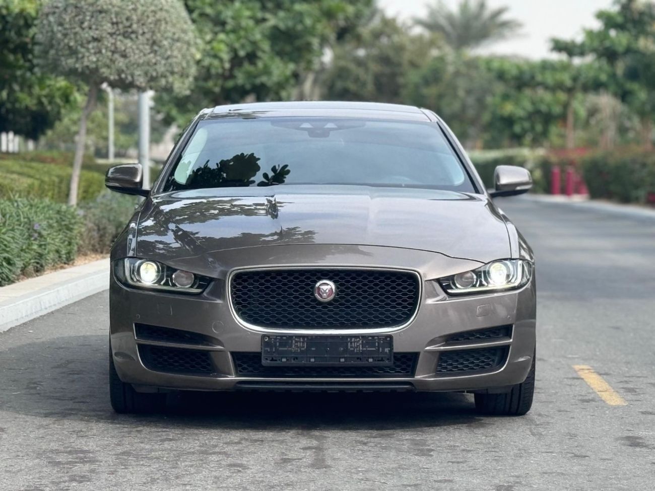 جاكوار XE HSE 2.0L (250 HP)
