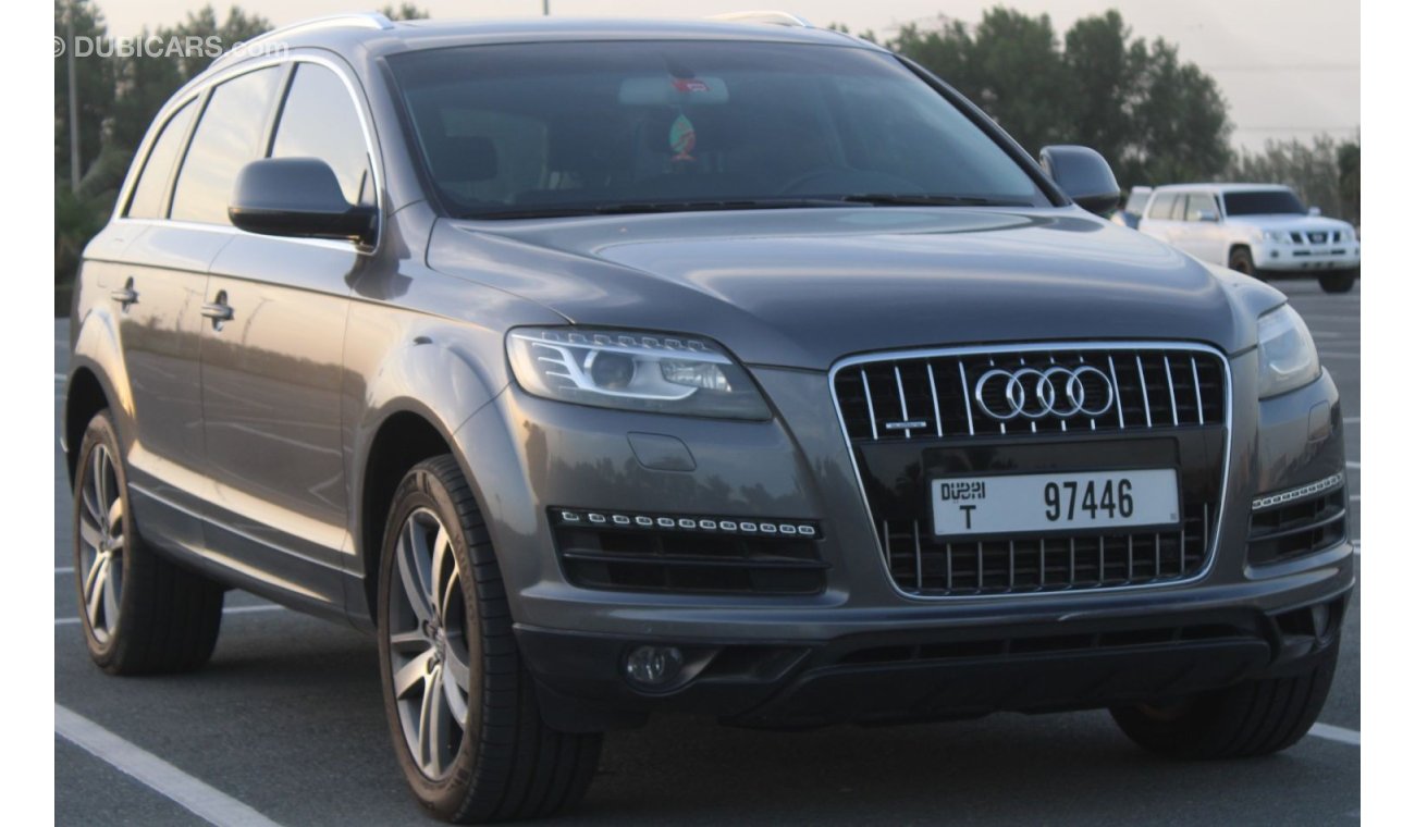 Audi Q7 Audi Q7 GCC in excellent condition, full option No. 1 without accidents, very clean from inside and 