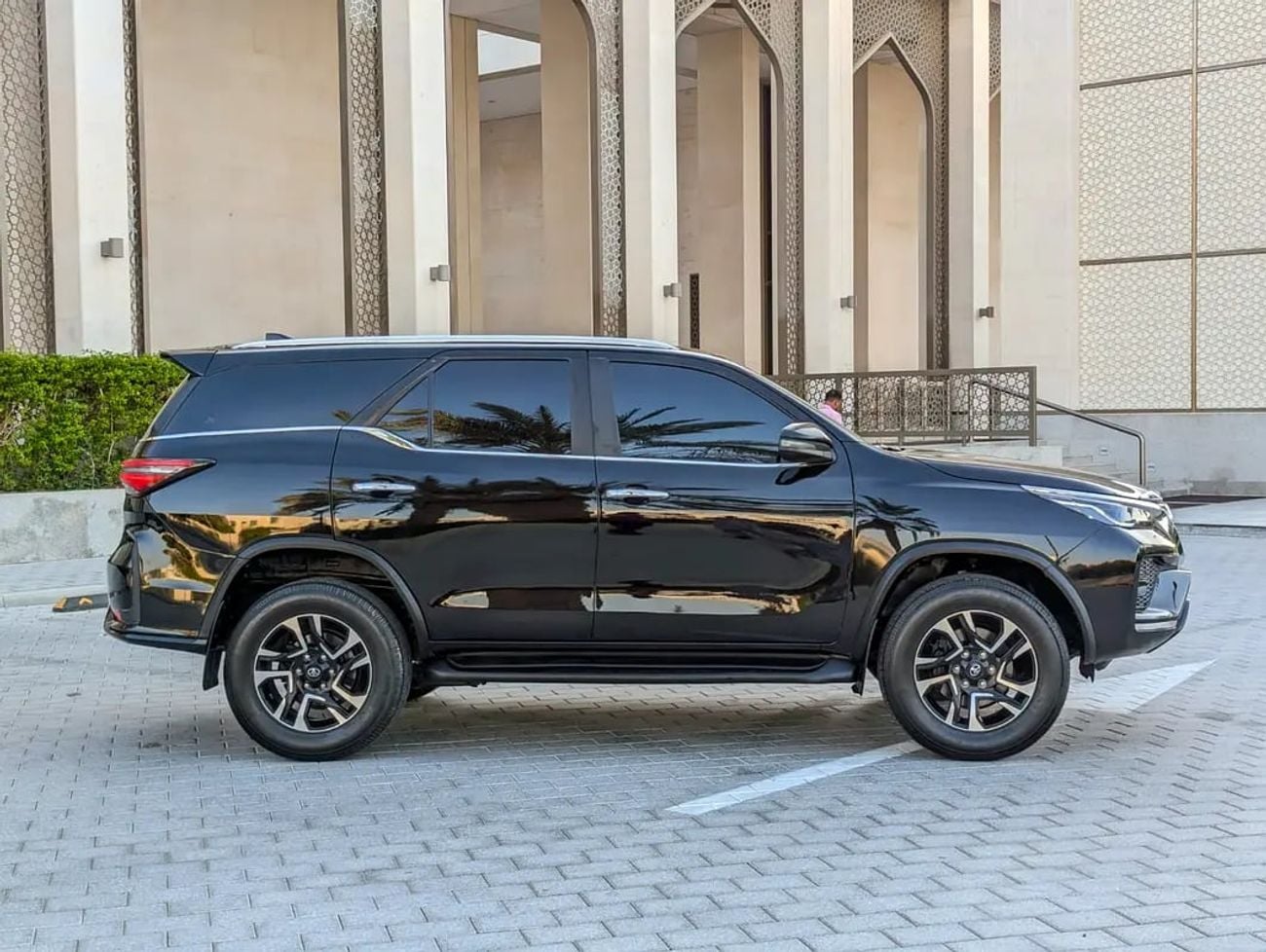Toyota Fortuner EXR FACELIFTED GCC V4 2.7L IN EXCELLENT CONDITION