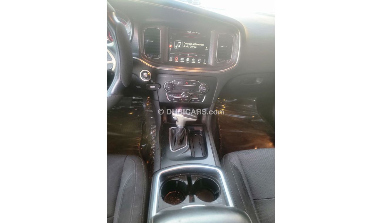Dodge Charger SXT