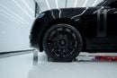 لاند روفر رينج روفر RANGE ROVER SV P530 | MIDDLE EAST SPECS | REAR TVS | LEG REST TWO TONE INTERIOR