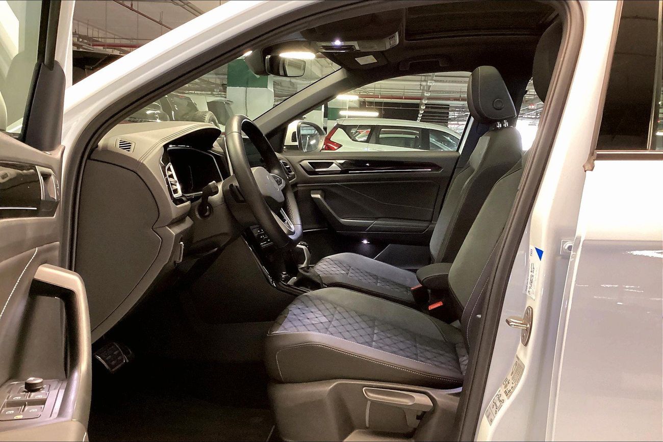 Volkswagen T ROC R-Line | Guaranteed Warranty | 0 Down Payment