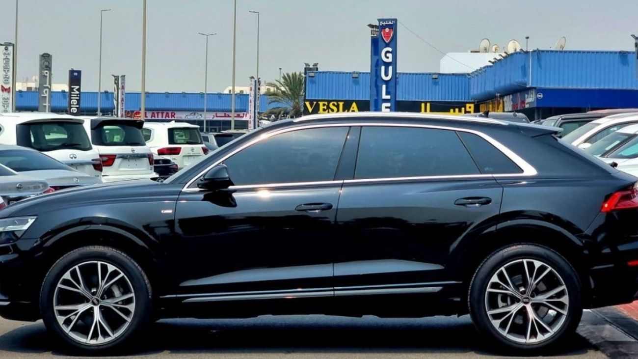 Audi Q8 55 TFSI quattro S-Line WARRANTY AND SERVICE 2022 GCC