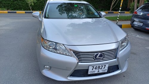 Lexus ES 300 hybrid