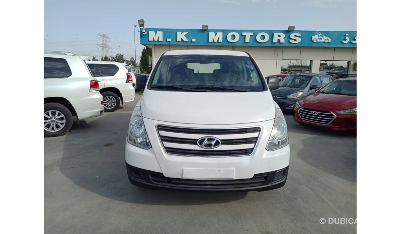 Hyundai H-1 HYUNDAI H1 2017