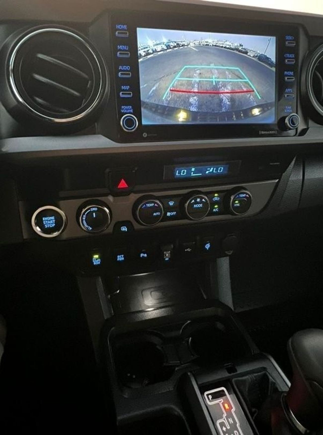 Toyota Tacoma 2023 TOYOTA TACOMA TRD SPORT - 4X4 - CREW CAB -  4 Door - 5 Seater - 3.5 L - V6 - Gasoline/ Petrol ⛽