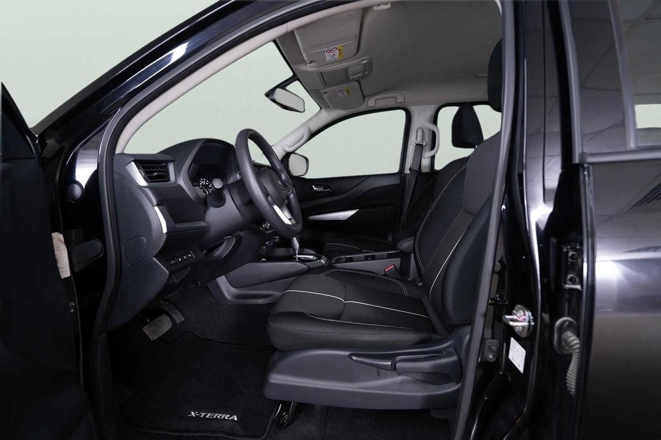 Nissan XTerra Titanium 2.5L RWD TITANIUM 2.5