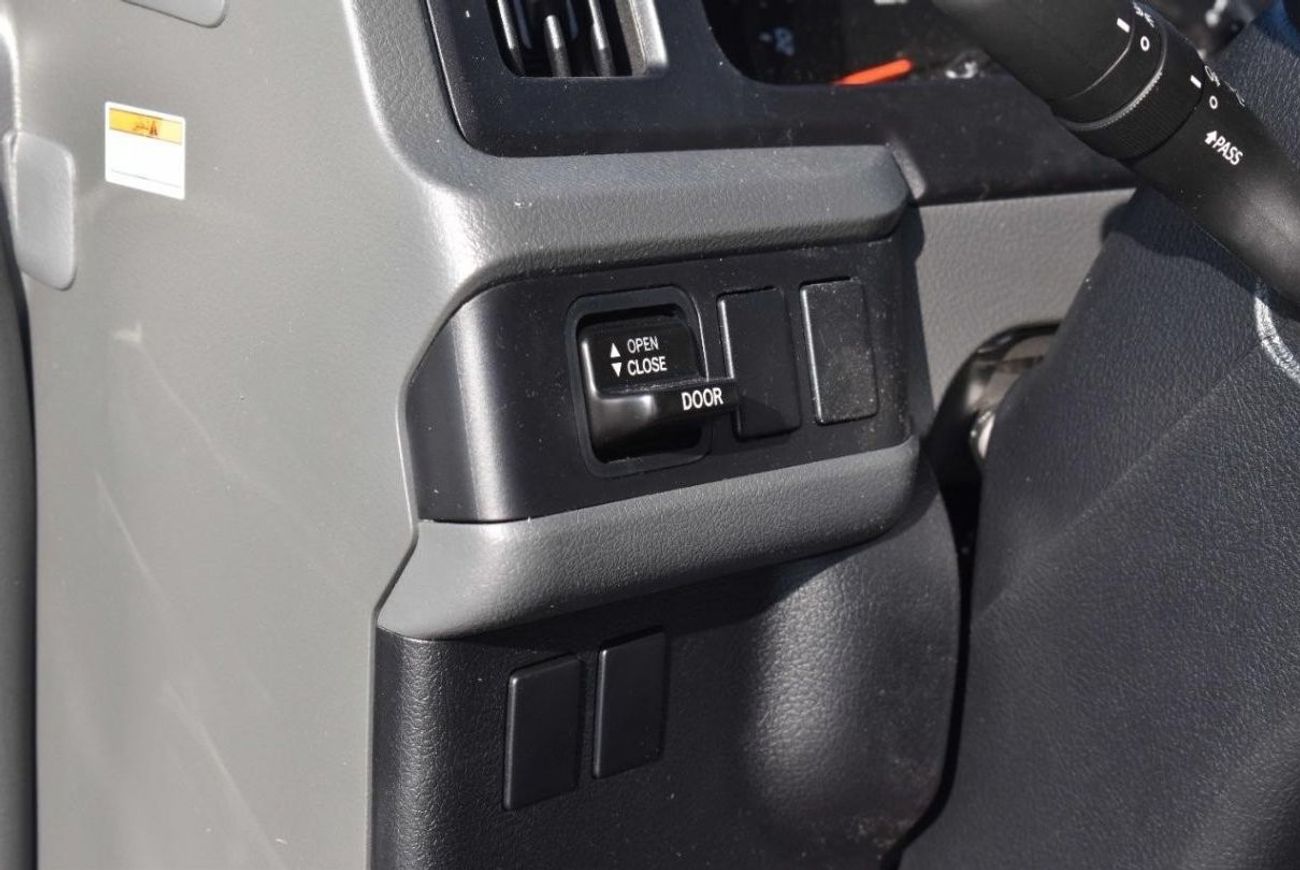 Toyota Coaster TOYOTA COASTER 4.0L DSL 22 STR 2025 MODEL