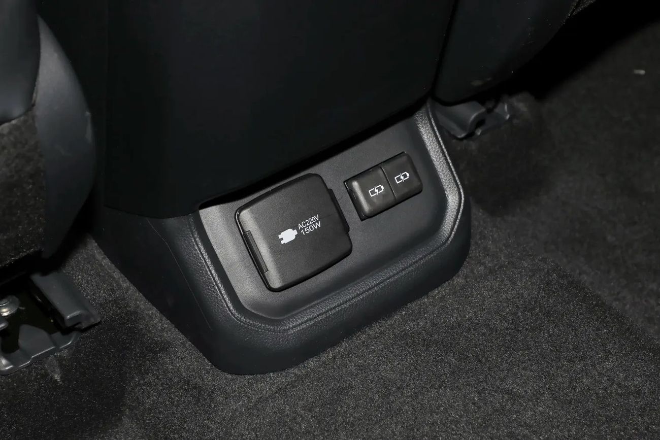 Toyota Highlander 2.5L Hybrid VXR (AWD)