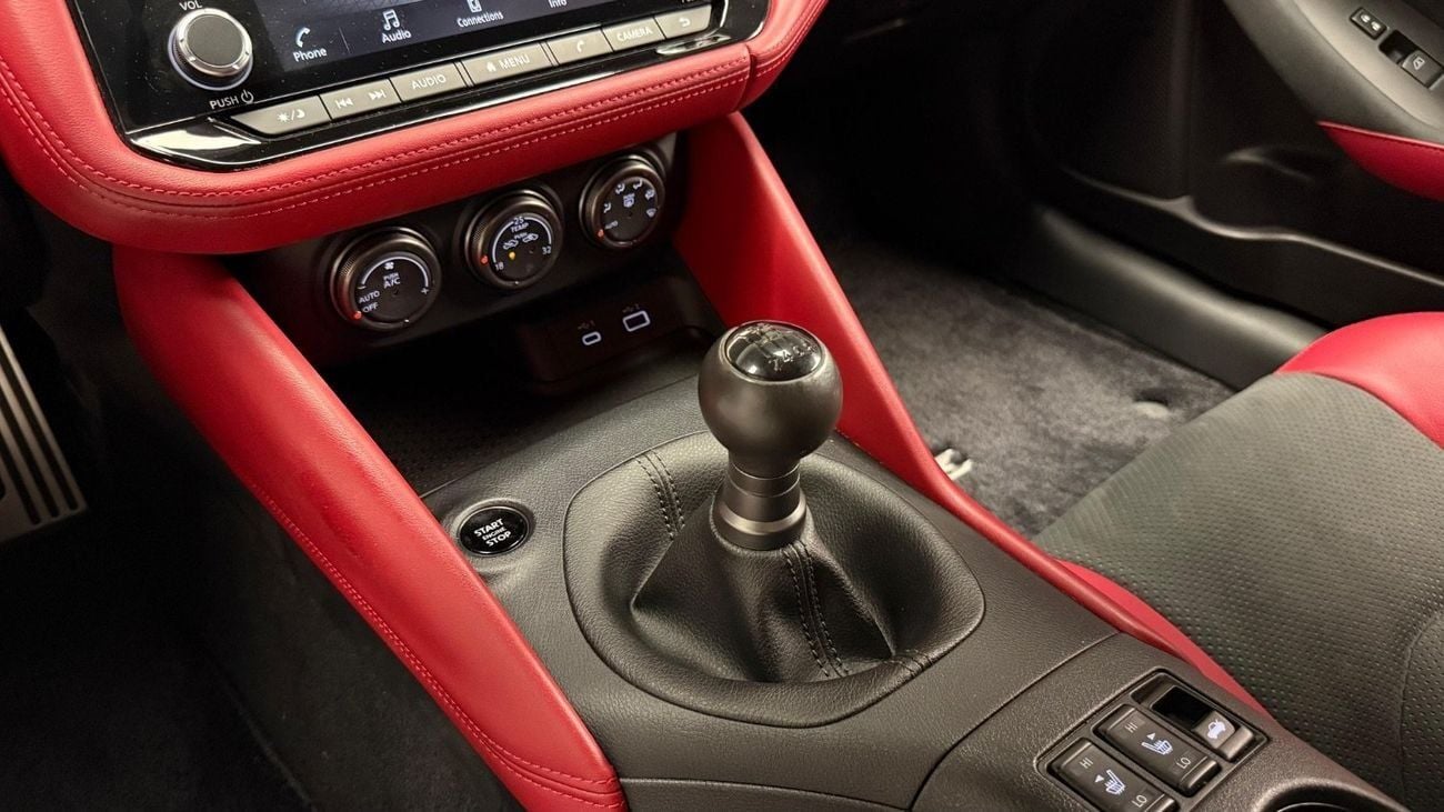 نيسان Z AT Performance 3.0L