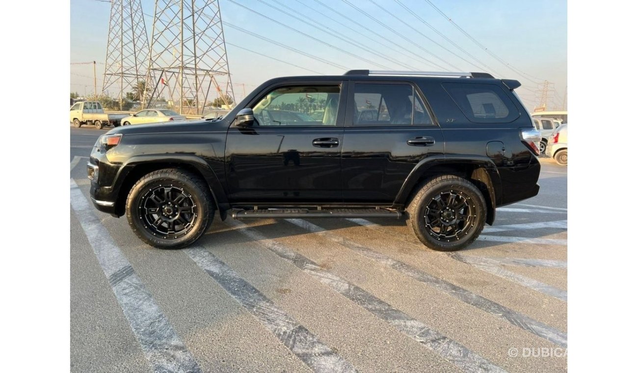 تويوتا 4Runner 2019 TOYOTA 4-RUNNER SR5 / MID OPTION