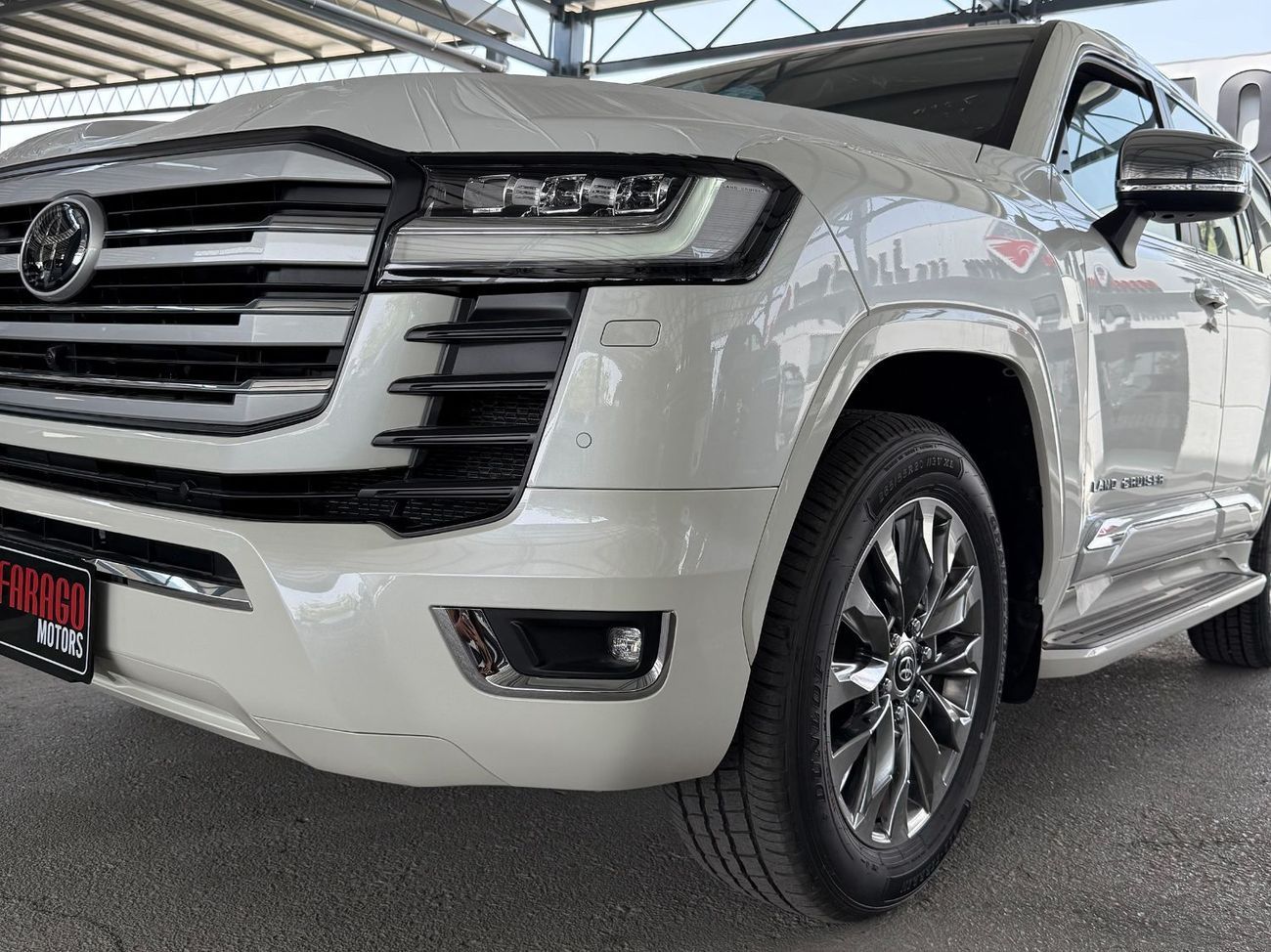 Toyota Land Cruiser VX-high DIESEL 3.3 TWIN TURBO FULL **EXPORT ONLY**التصدير فقط خارج الخليج***