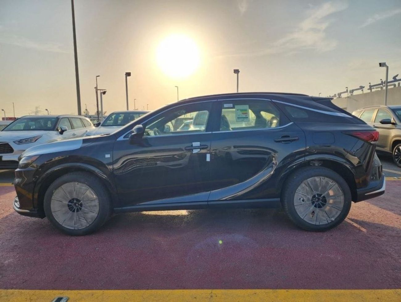 Lexus RX350 Lexus RX350 F-Sport 2.4L Petrol, CUV, AWD, 5Doors Features: 360 Camera, Radar, Cruise Control, Lane