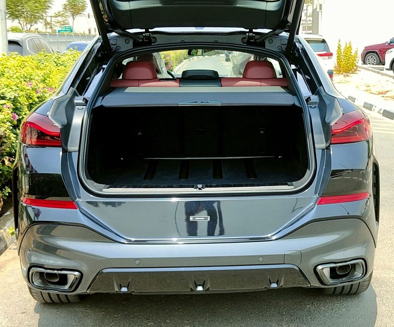 بي أم دبليو X6 XDRIVE40I M SPORT Warranty & Service 2026 GCC