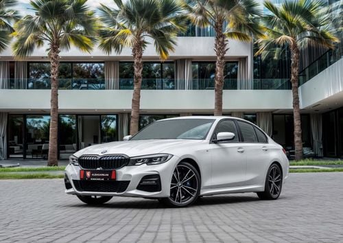 BMW 330i 330i MSport Saloon | 2,742 P.M | 0% Downpayment | Perfect Condition!
