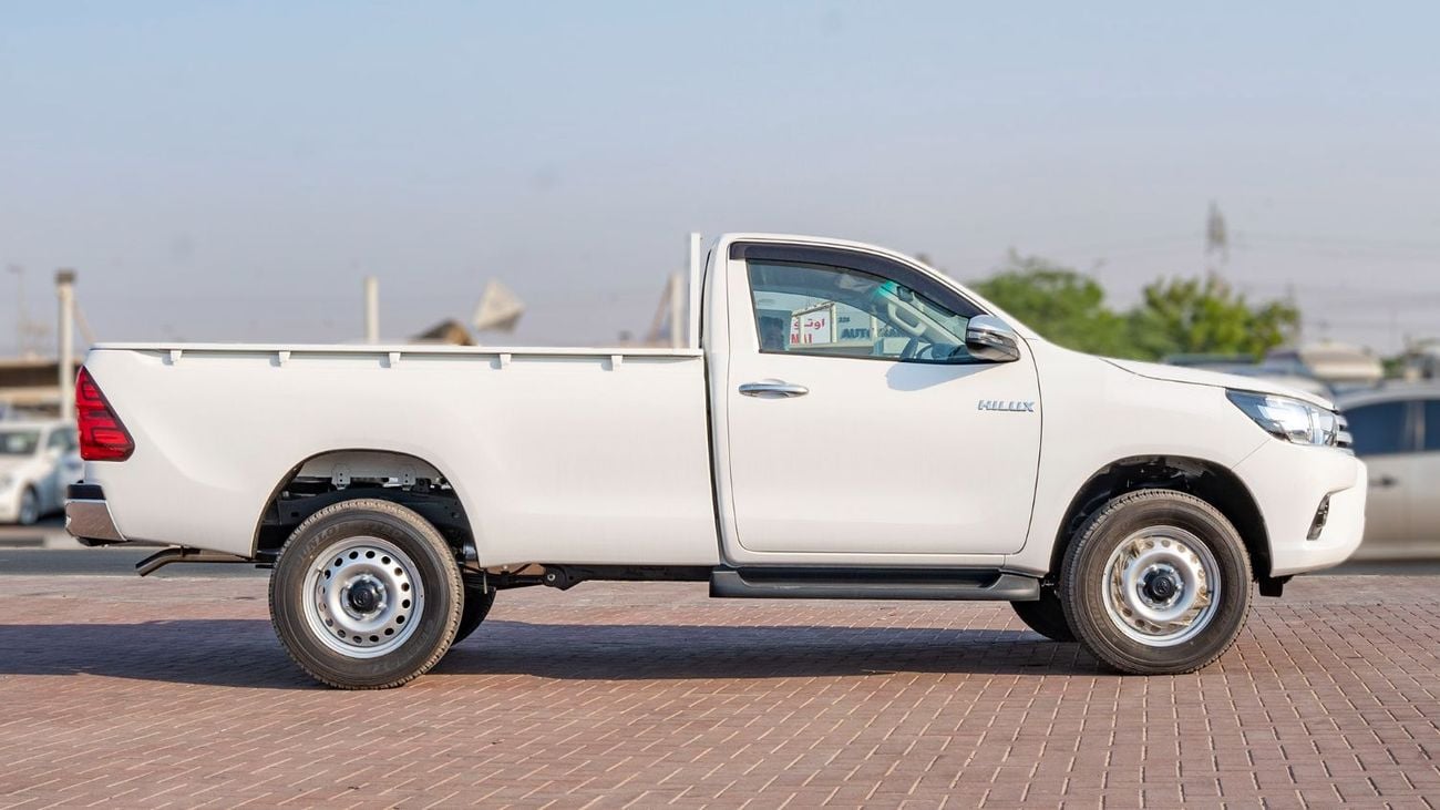 تويوتا هيلوكس 