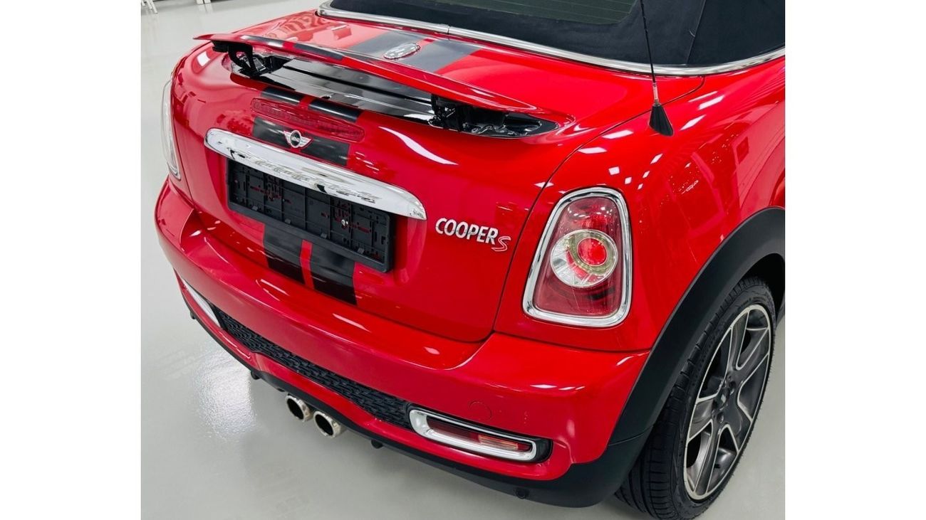 Mini Cooper S Cabrio GCC .. Convertible .. 4CYL .. Perfect Condition