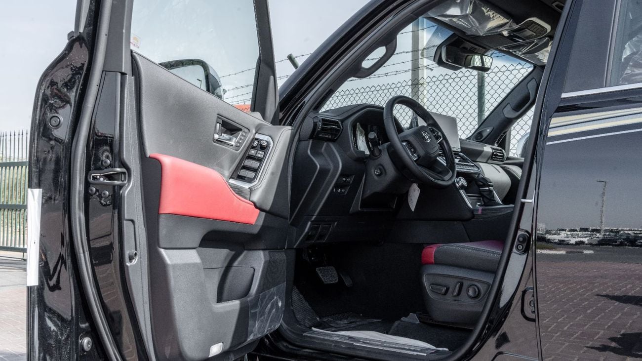 Toyota Land Cruiser 2026 Toyota Land Cruiser VXR 3.5L AT Petrol (Black-Red) Omani