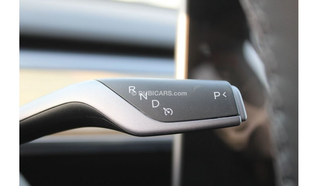 Tesla Model Y 2022 TESLA Y