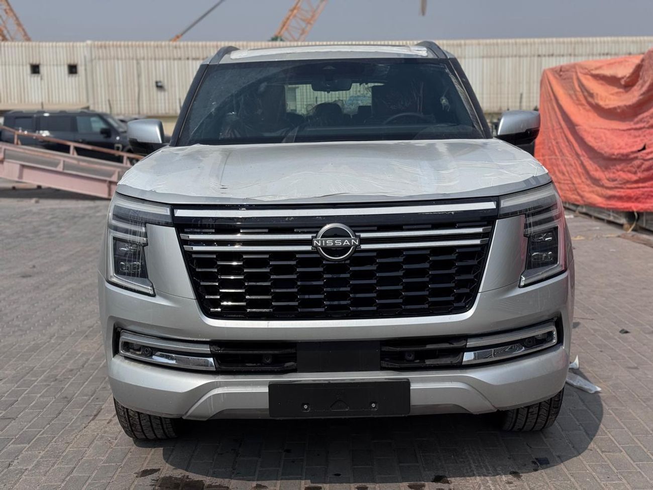 Nissan Patrol 3.5L LE Titanium_2026 _SILVER_BURGUNDY