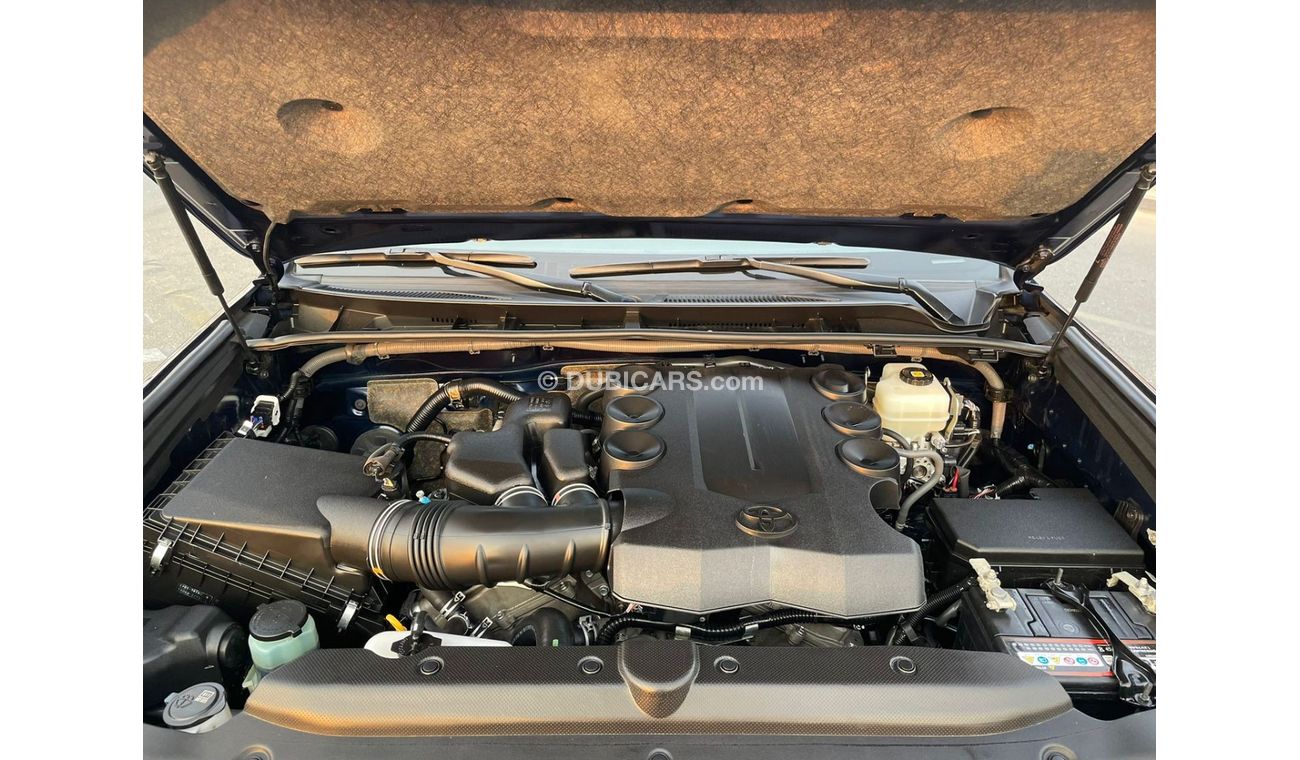 Toyota 4Runner 2019 Toyota 4Runner SR5 Premium 4x4 - 4.0l v6 / Export Only