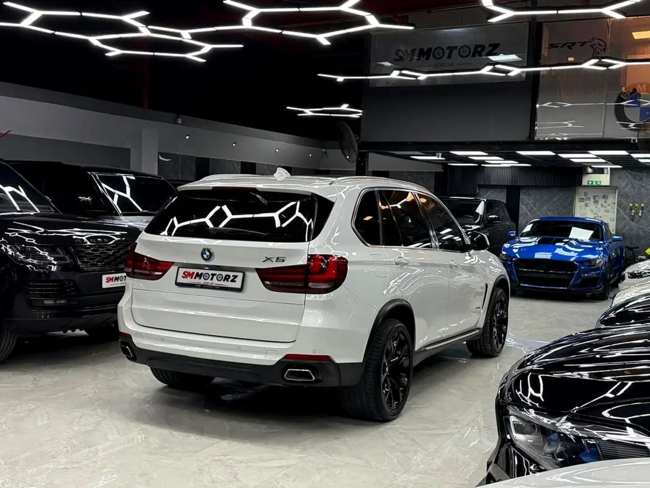 بي أم دبليو X5 35i EXPERIENCE 35i EXCLUSIVE