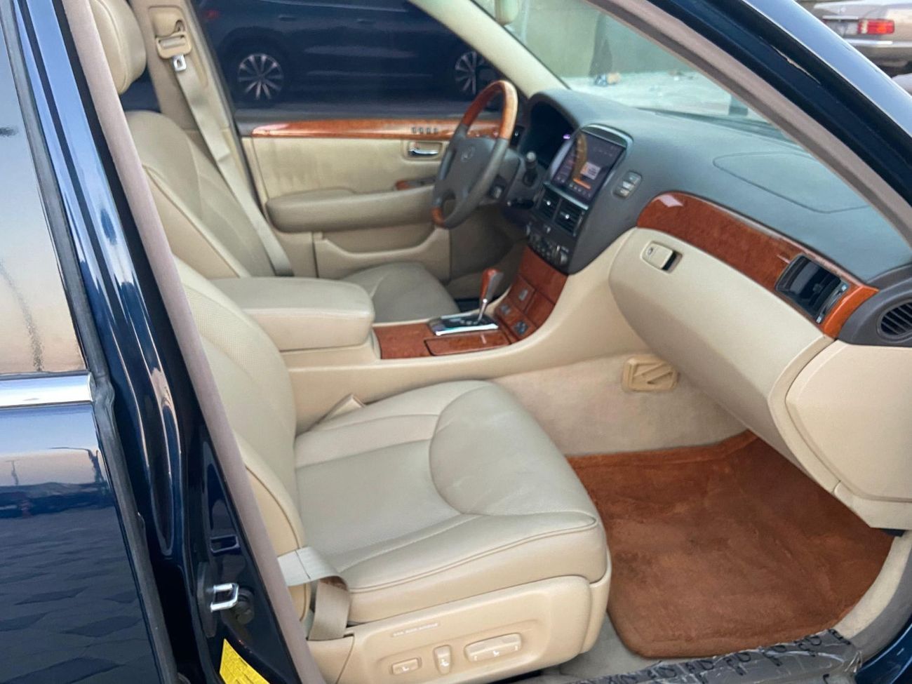 Lexus LS 430