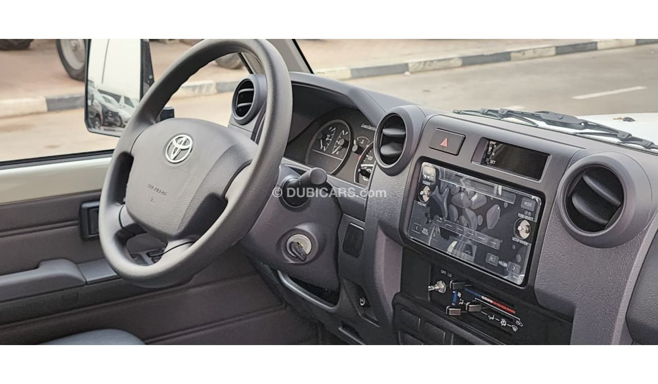 Toyota Land Cruiser 70 TOYOTA LAND CRUISER HARD TOP LC 78  4.2L