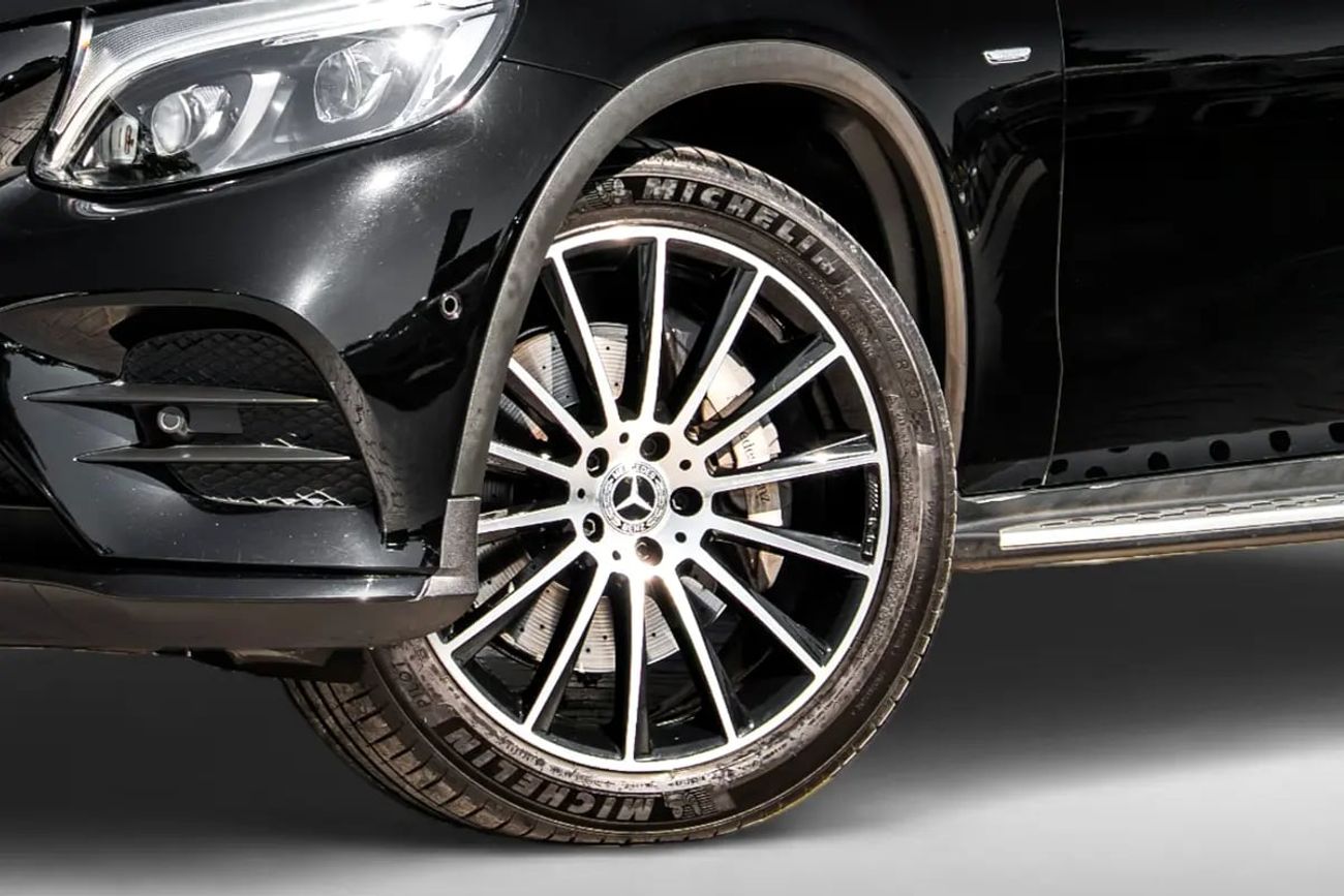 مرسيدس بنز GLC كوبيه 300 JANUARY SAVINGS | 0% Downpayment | 2,442 P/M | Warranty and Service Package Available