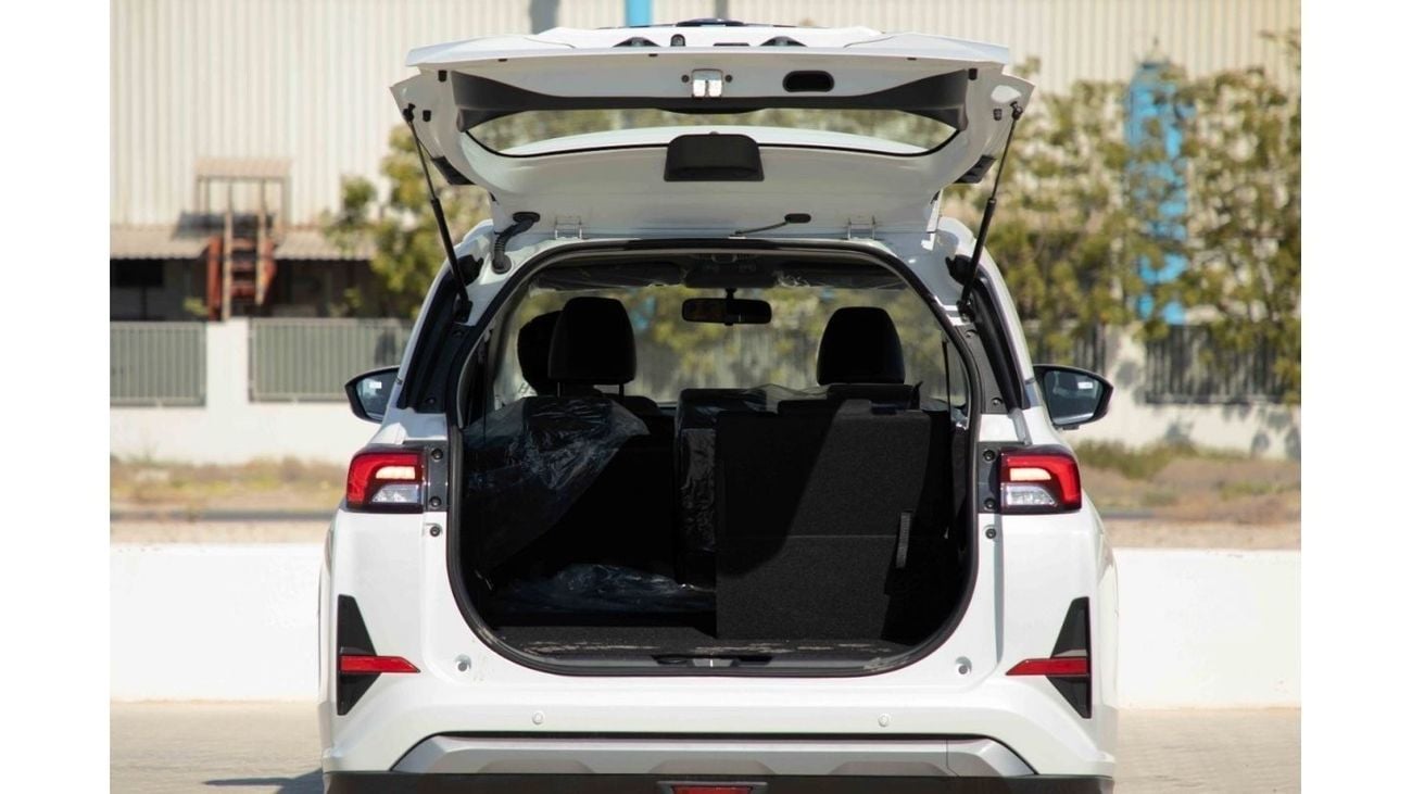 Toyota Veloz 2023 Toyota Veloz V 1.5 - Pearl White inside Black | Export Only