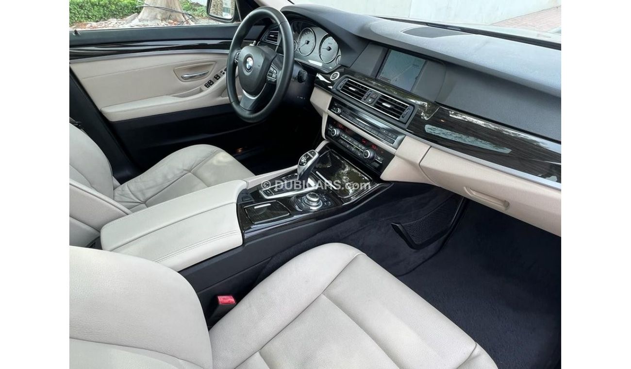 BMW 523i BMW 523I V6 GCC 2012 FULL OPTION LOW MILEAGE PERFECT CONDITION HOT PRICE