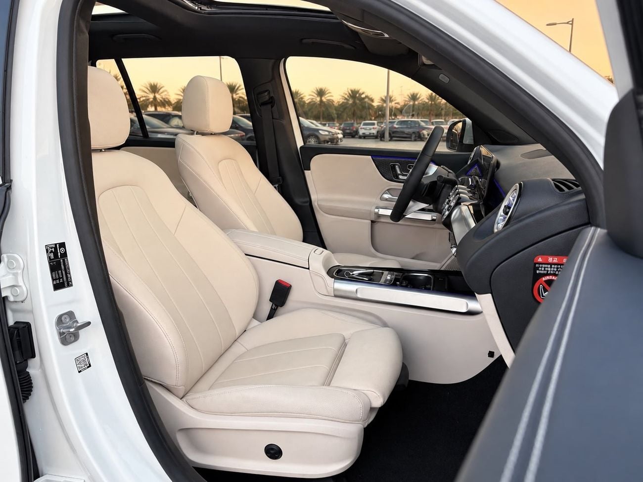 Mercedes Benz GLB200